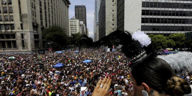 Iphan e Inepac são contra desfile de megablocos no centro do Rio