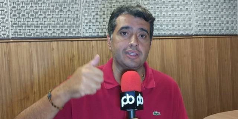 EXCLUSIVO: André reconhece que foi derrotado por causa da taxa de iluminação, e diz que Tyrone também vai pagar caro