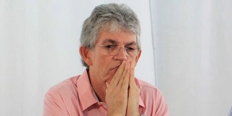TCE emite parecer pela desaprovação das contas anuais de 2016 do ex-governador Ricardo Coutinho