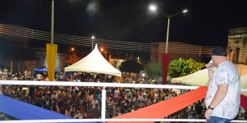 Prefeito abre carnaval 2020 em São José da Lagoa Tapada; Veja Programação; Fotos e Vídeos