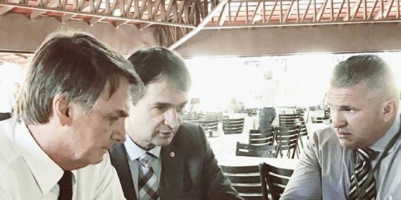 Deputado Julian Lemos em Nota diz que não comparecerá evento com Bolsonaro a CG devido a presenças de "corruptos" 