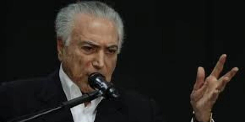 Temer decreta uso das Forças Armadas em Roraima
