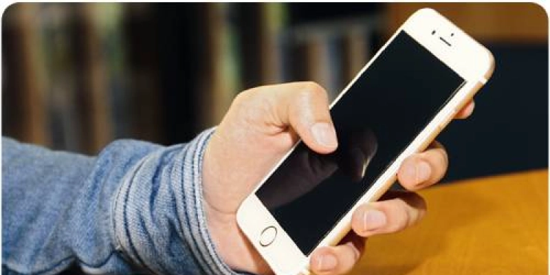 Bloqueio de celulares irregulares começa domingo (24/03) nas regiões Norte, Nordeste e Sudeste