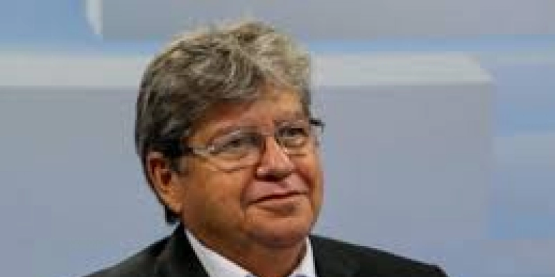 Governo faz mais uma proposta às forças de segurança: incorporação de 30% da Bolsa Desempenho para policiais e bombeiros aposentados e mais 5% de reajuste na bolsa