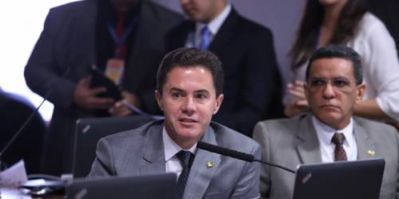 Projeto do Senador Veneziano Vital exige heliporto em prédios com mais de 30 metros de altura