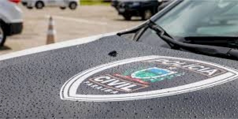 Polícia Civil prende condenado por latrocínio e apreende quatro armas de fogo