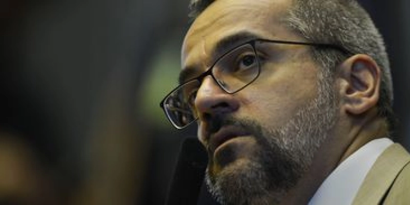 Enem 2019 está garantido, diz ministro