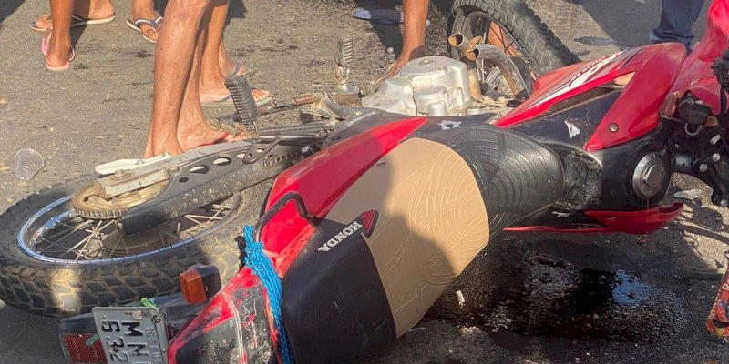Motociclista embriagado colide violentamente em caminhonete, na Várzea da Cruz, em Sousa