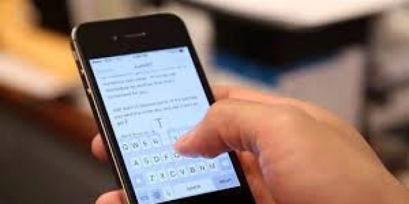 Veja cinco problemas que os celulares podem causar à saúde da pele
