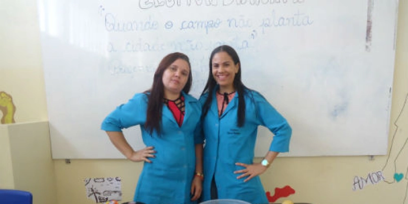 Docentes do CSE recebem o prêmio  "Mestre da Educação 2018" 