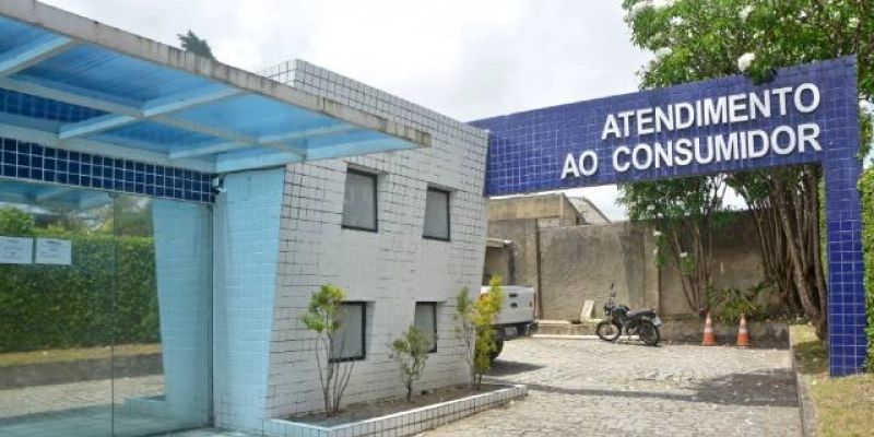 Procon-JP alerta que é proibida cobrança mínima no cartão e pagamento à vista pode ter preço diferenciado