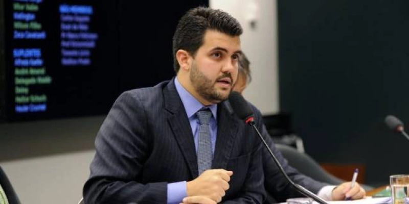 Crise do coronavírus: ALPB aprova projeto de coautoria do deputado Wilson Filho que proíbe corte de água, energia e despejo
