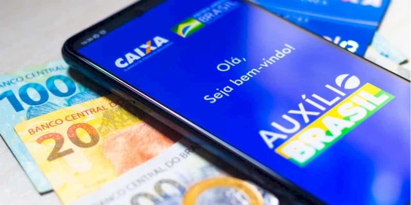 Divulgado calendário de pagamentos do Auxílio Brasil para 2023