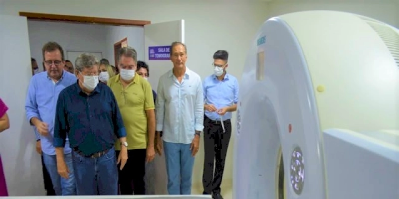 Caso do Tomógrafo é superado em Sousa, investimento no Hospital Regional, desabafo de Gilbertão na Imprensa; Ouça