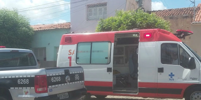 NO SERTÃO - Homem é morto e outro ferido a golpes de foice nesta quinta-feira