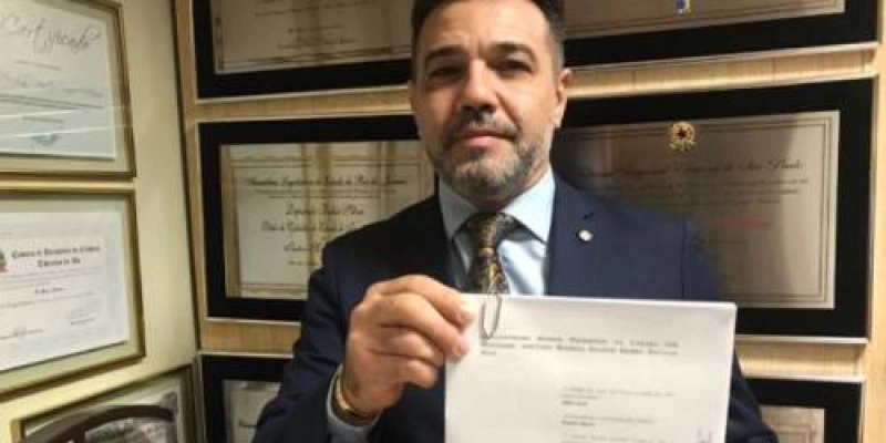 Marco Feliciano pede impeachment do vice-presidente Hamilton Mourão