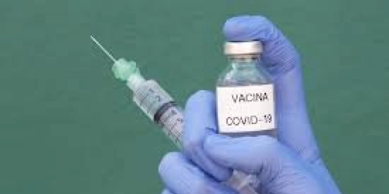 Brasil recebe primeiro lote de vacinas contra covid-19 para crianças