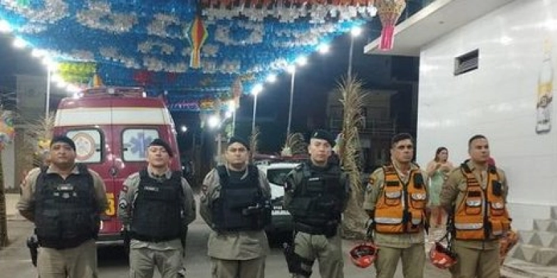 Militares do 14º Batalhão garantem segurança nas festividades do São João de Lastro e Nazarezinho