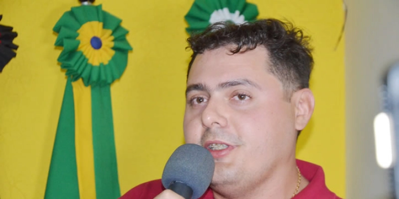 NAZAREZINHO: Marcelo Vale faz confissões de apoios, elogia vice-prefeito, e mostra força junto as oposições; Vídeo 