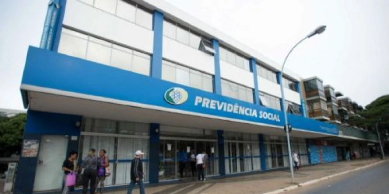 MP autoriza contratação de servidor aposentado para INSS