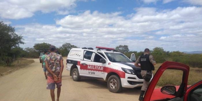 FLAGRANTE - Acusados de vários furtos de animais nas zonas rurais de São Domingos e Pombal são presos pela PM