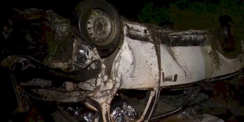 Mulher morre e outras três pessoas ficam feridas em acidente na BR-230