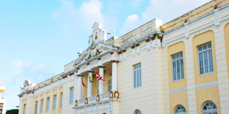 Justiça recebe denúncia contra radialista no caso da Operação Calvário