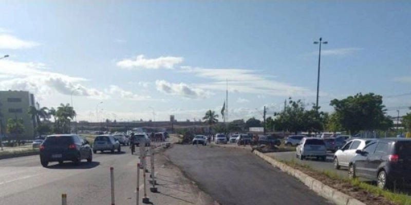 Faixas da BR-230 serão interditadas neste domingo para construção do viaduto de Água Fria