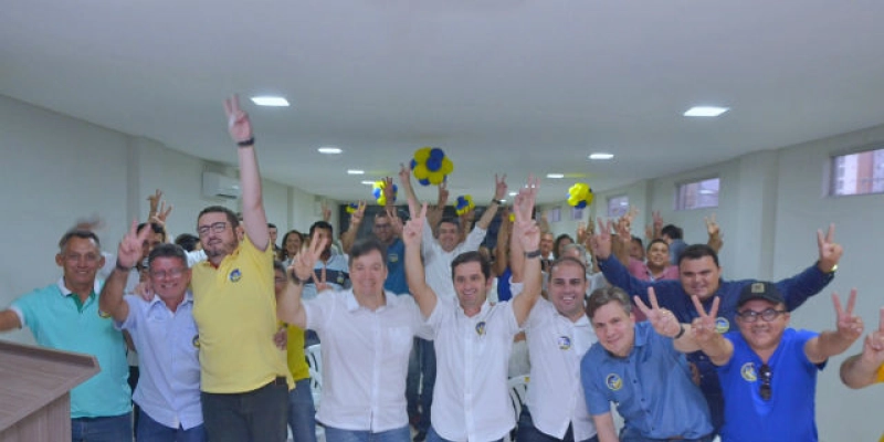 EM SOUSA: Encontro do PSDB consolida apoio a pré-candidatura de Júnior Araújo para Estadual