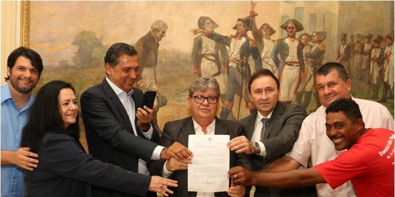 Governador lança programa de habitação popular e anuncia investimentos de R$ 15 milhões