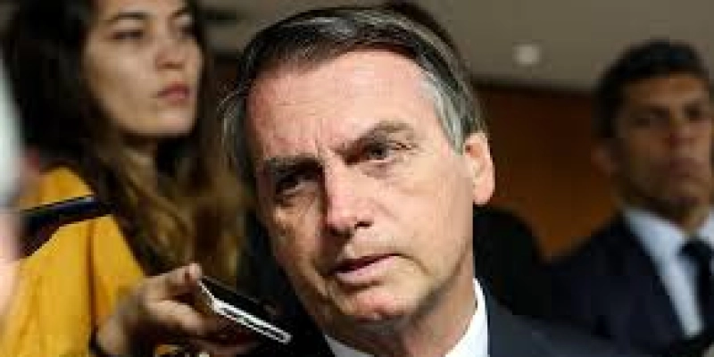 Bolsonaro anuncia saída do PSL e criação da Aliança pelo Brasil