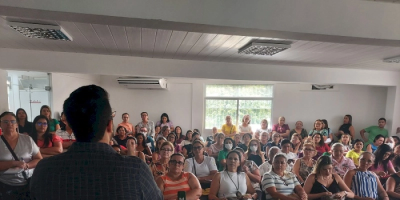 Em João Pessoa, Profissionais de saúde participam de treinamento para iniciar vacinação contra dengue