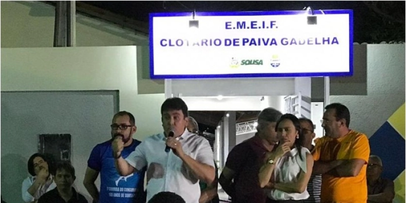 Hélder Carvalho representa prefeito Tyrone em duas importantes inaugurações e diz que Sousa tem sorte de ter o melhor gestor da Paraíba