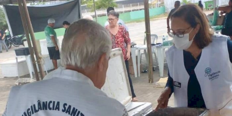 Vigilância Sanitária de João Pessoa inspeciona estabelecimentos e orienta para compra segura do pescado