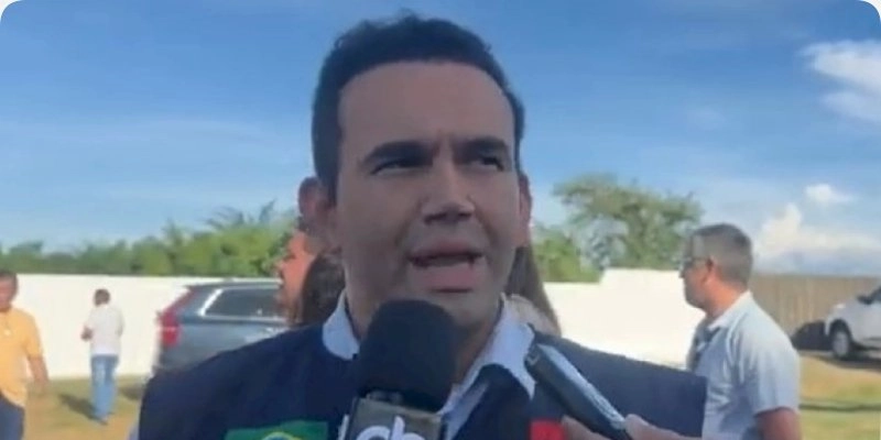 Mensagem nas redes reacende especulações sobre saída de Jhony da base governista
