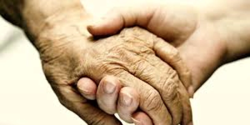 Veja cinco sinais que indicam que alguém pode ter Alzheimer