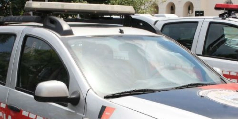 Meliante possivelmente armado invade estabelecimento comercial em Sousa e pratica assalto