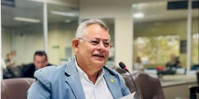 Líder do governador na CMCG muda o ‘tom’ em relação a Romero e crítica obra deixada pelo ex-gestor: “Hospital da fantasia”