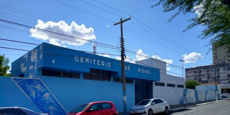 Cemitérios estão sendo invadidos durante a noite, e furtos praticados em jazigos em Patos 