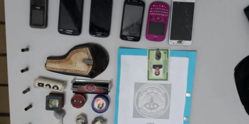Polícia realiza mandado de busca e apreensão e apreende drogas e munições; Leia 