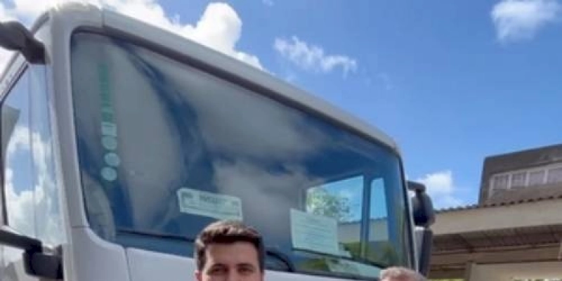 Wilson Filho entrega caminhão-caçamba para o município de Diamante, em parceria com Wilson Santiago