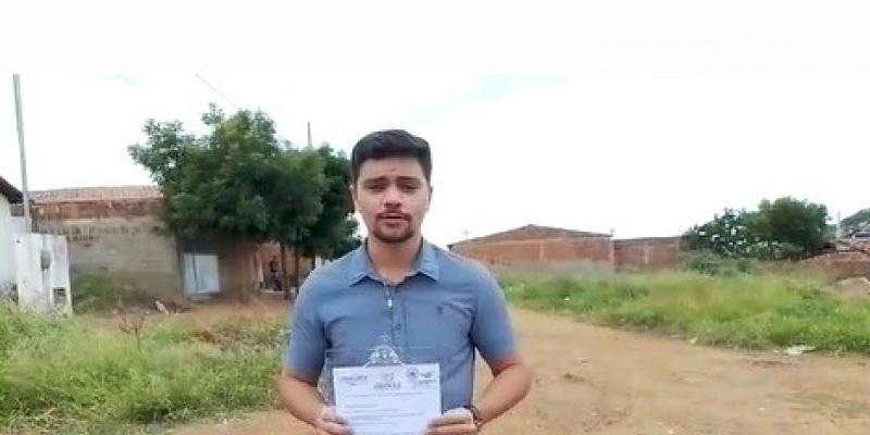 Vereador Vinicius visita Rua que vai ser pavimentada após Requerimento aprovado na Câmara de Marizópolis; Vídeo 