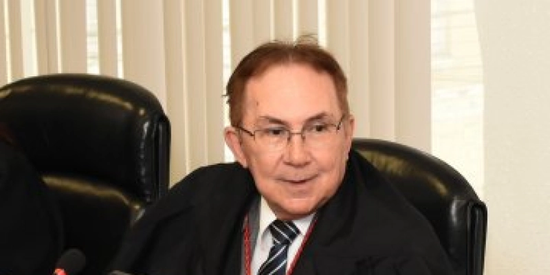 Mantida decisão que negou pedido de alunas de medicina para antecipar colação de grau