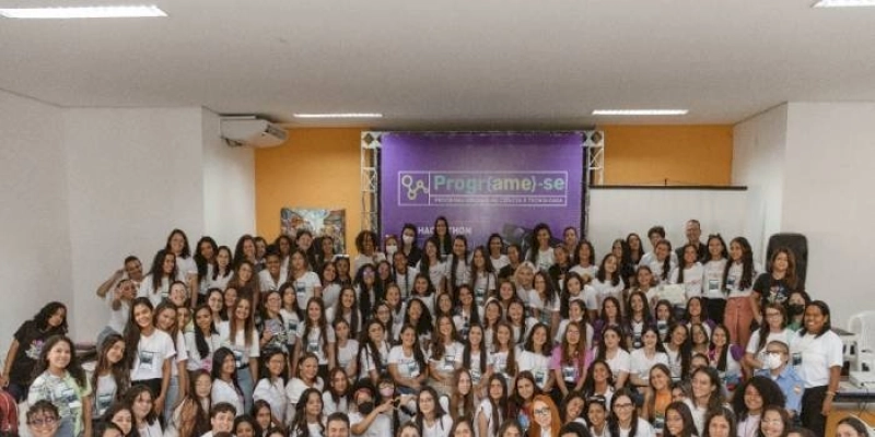 Programa Meninas na Ciência e Tecnologia reúne mais de 150 participantes na Capital