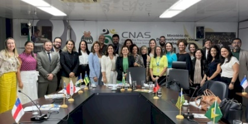 Pollyanna Dutra participa de reunião ordinária do Fórum Nacional de Secretários/as de Estado da Assistência Social