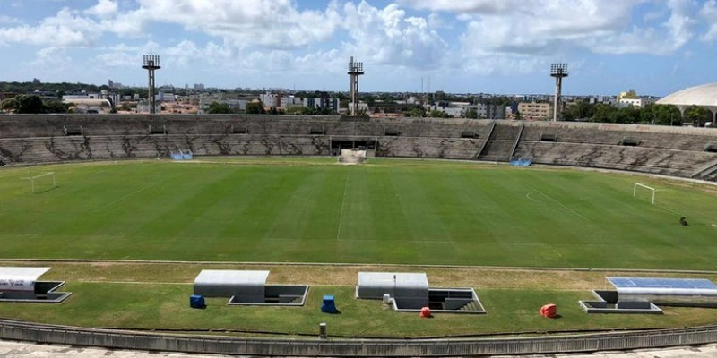 Ministério Público recomenda que torcida do Náutico seja vetada em jogo no Almeidão