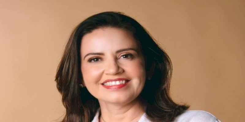 Desejo que as sementes plantadas nesse ano floresçam em 2024, diz Pollyanna