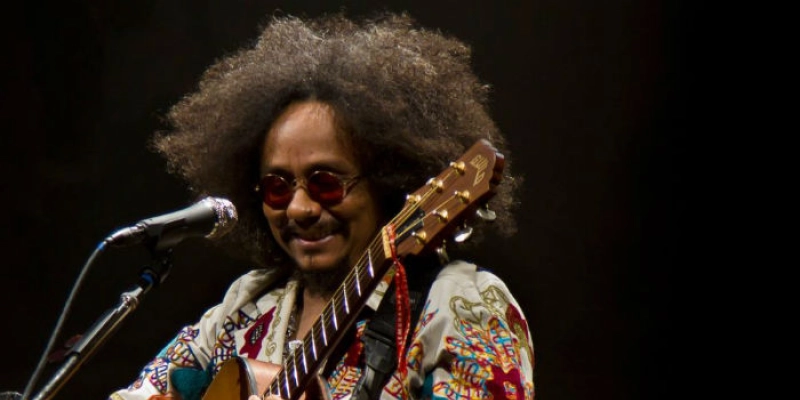 Finalíssima do Festival de Música é neste sábado com show de Chico César