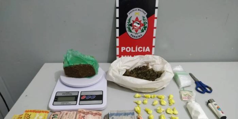 Jovem suspeito de atuar no tráfico de drogas é preso e vários ilícitos são apreendidos