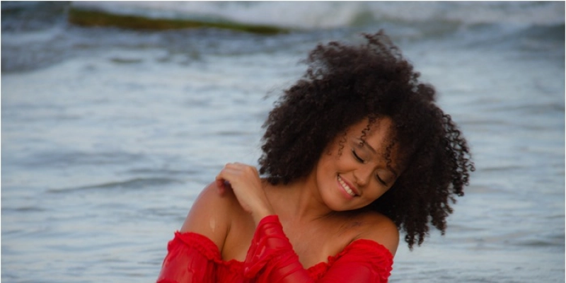Projeto Cambada apresenta Nathalia Bellar com o lançamento do álbum ‘Catavento’